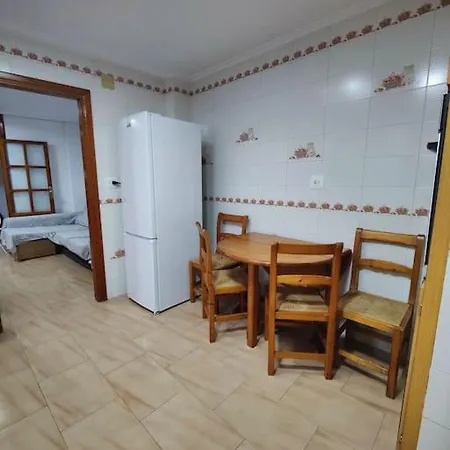 Casa De Pueblo Grande 7 Personas