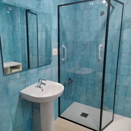 Casa De Pueblo Grande 7 Personas Holiday home *
